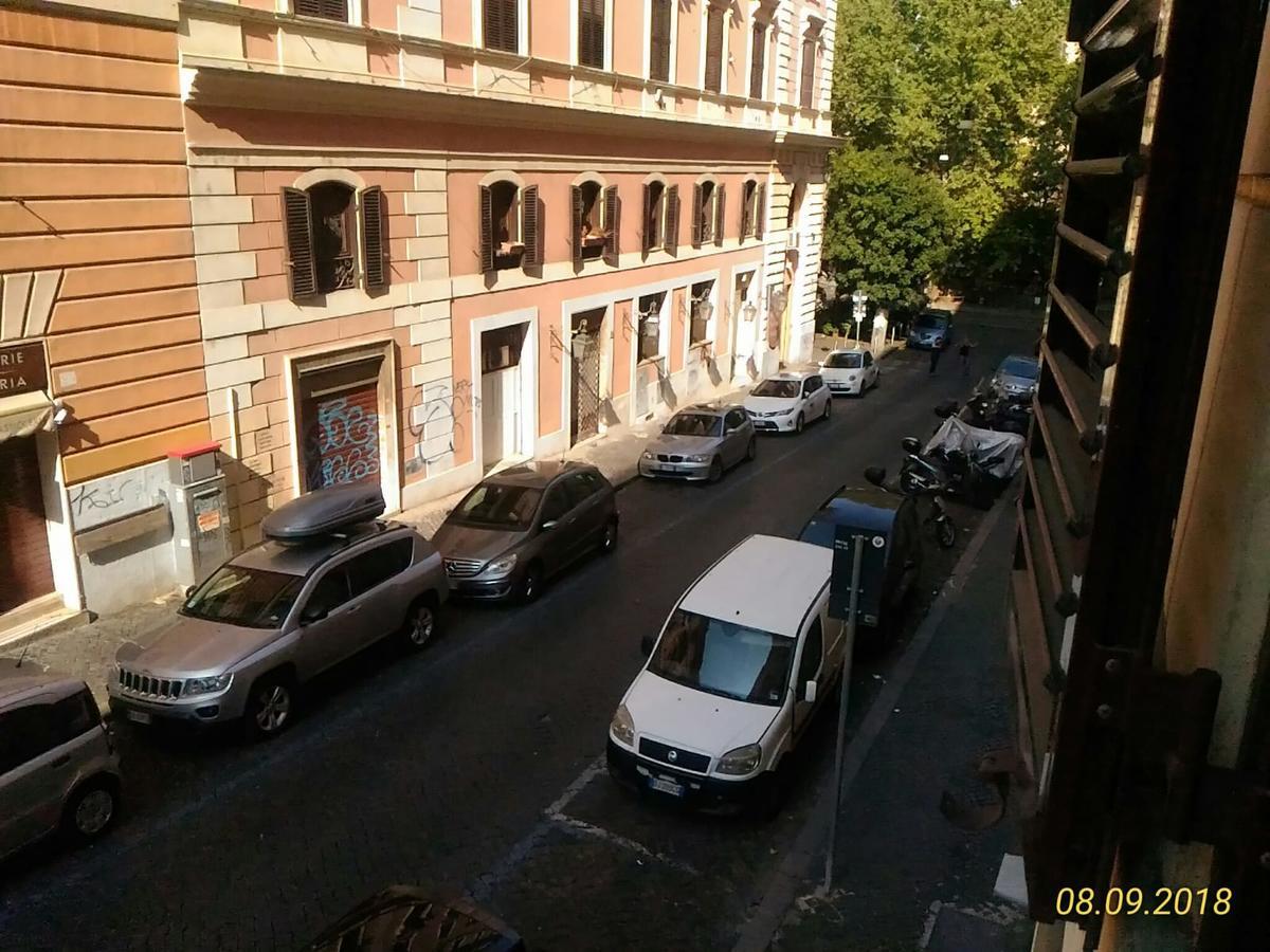Santini House Hotell Roma Eksteriør bilde